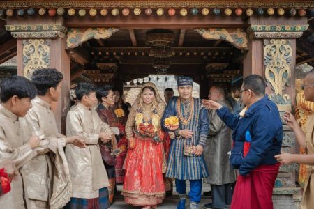 "Voyage de Noces au Bhoutan : Entre Spiritualité et Paysages Époustouflants"