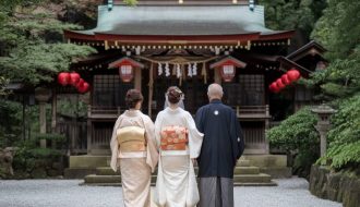 « Voyage de Noces au Japon : Entre Tradition, Modernité et Escapades Romantiques »