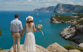 Voyage de Noces sur Mesure : Comment Créer un Itinéraire Personnalisé Adapté à Votre Budget et à Vos Envies