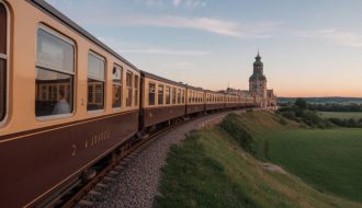 Voyage de Noces en Train : Itinéraires Romantiques en Europe pour une Lune de Miel Slow Travel